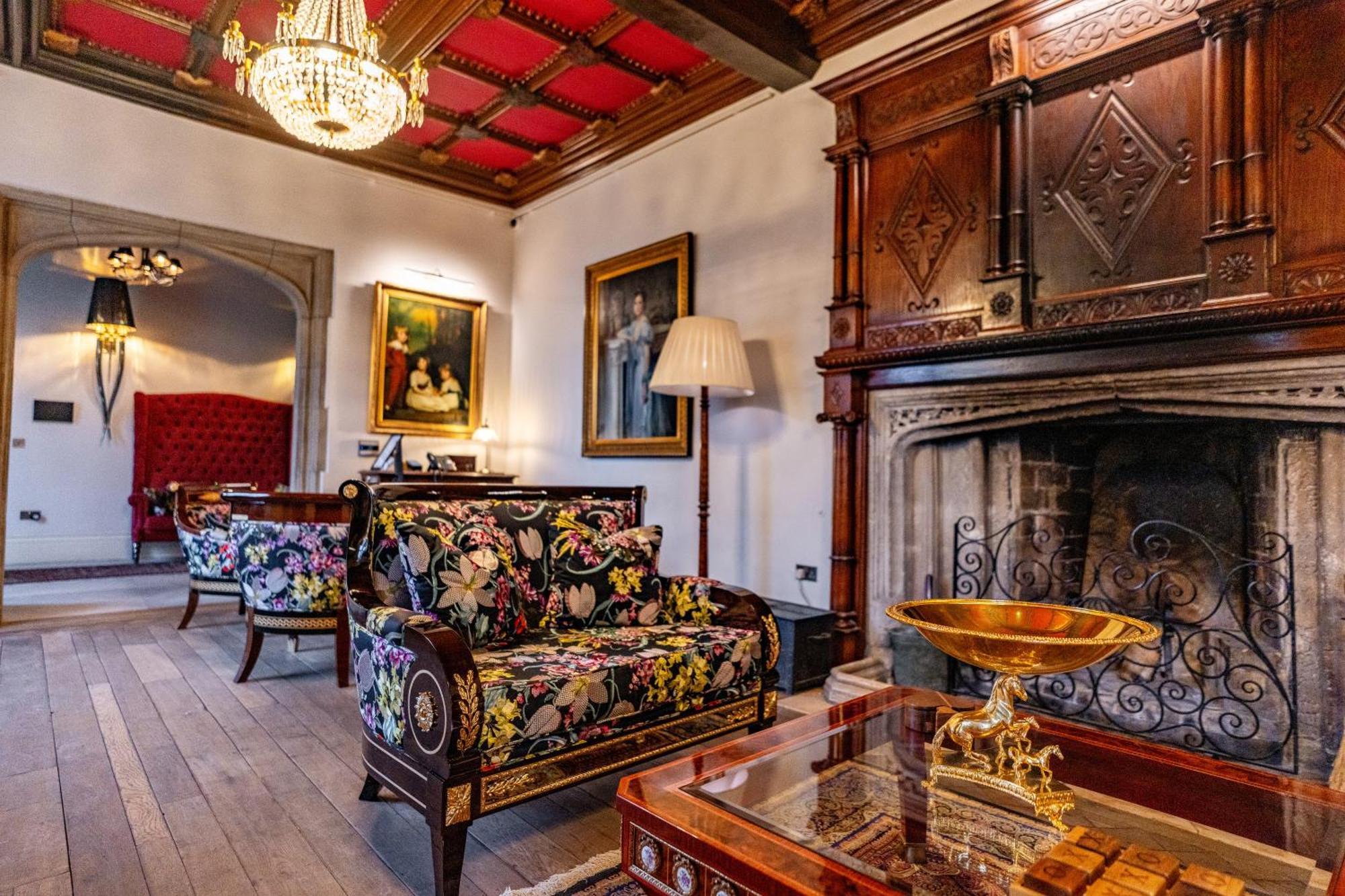Weston Manor Hotel Luaran gambar