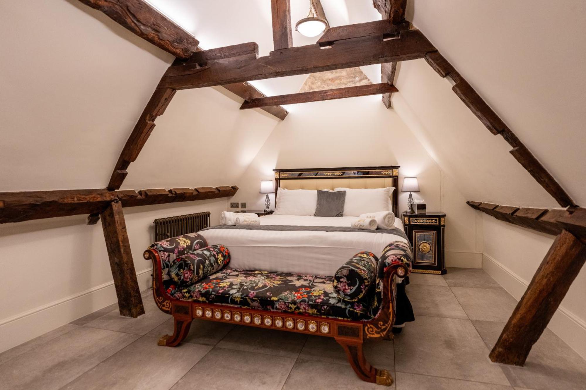 Weston Manor Hotel Luaran gambar